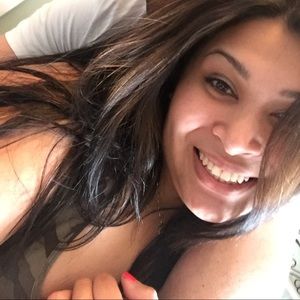 Meet your Posher, Dana